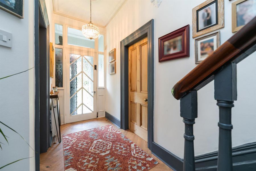 23 Glenburn Park