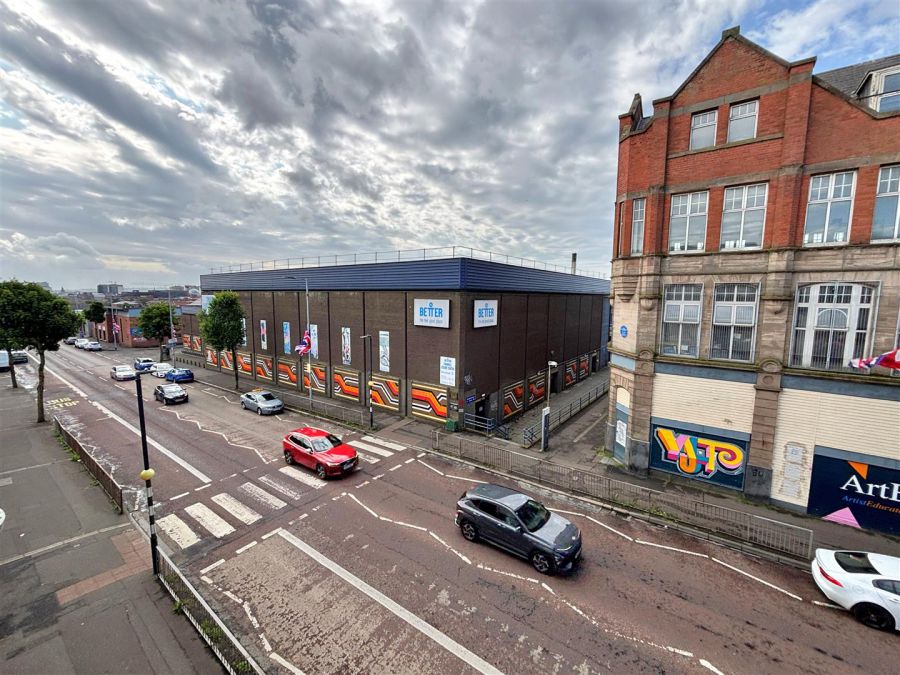 Apt 7, 109 Shankill Road