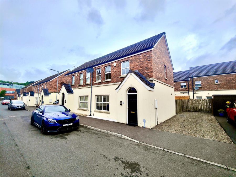18 Harrisburg Street,shore road, belfast, BT15 3JH