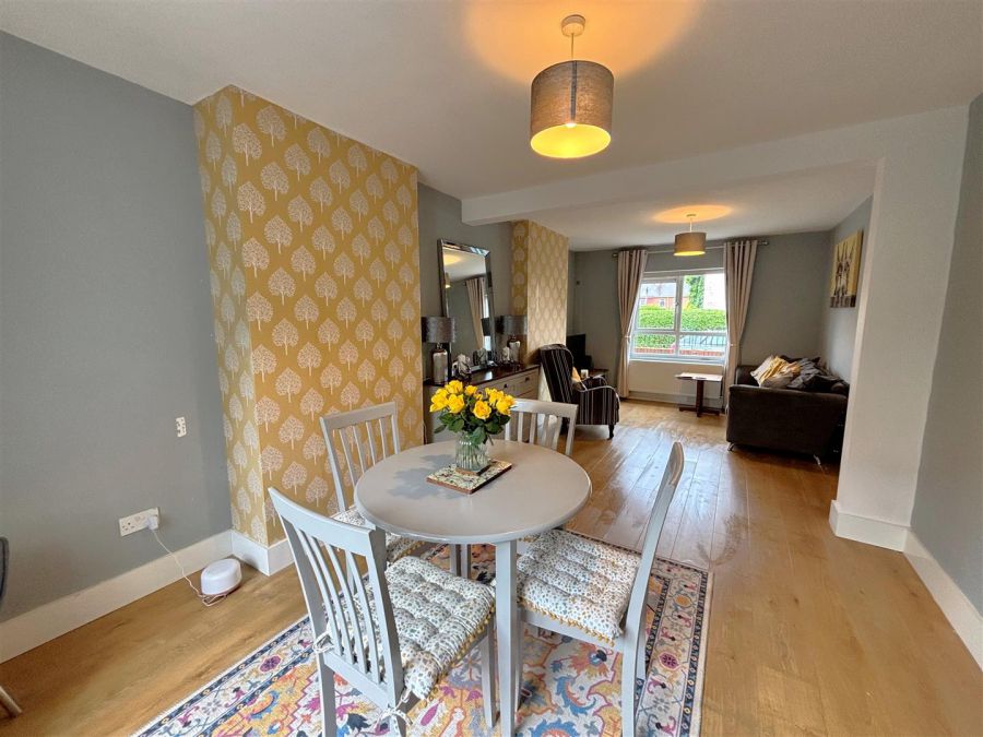 29 Ashfield Gardens