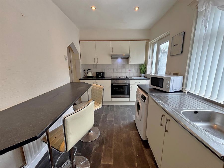 7 Hoylake Park