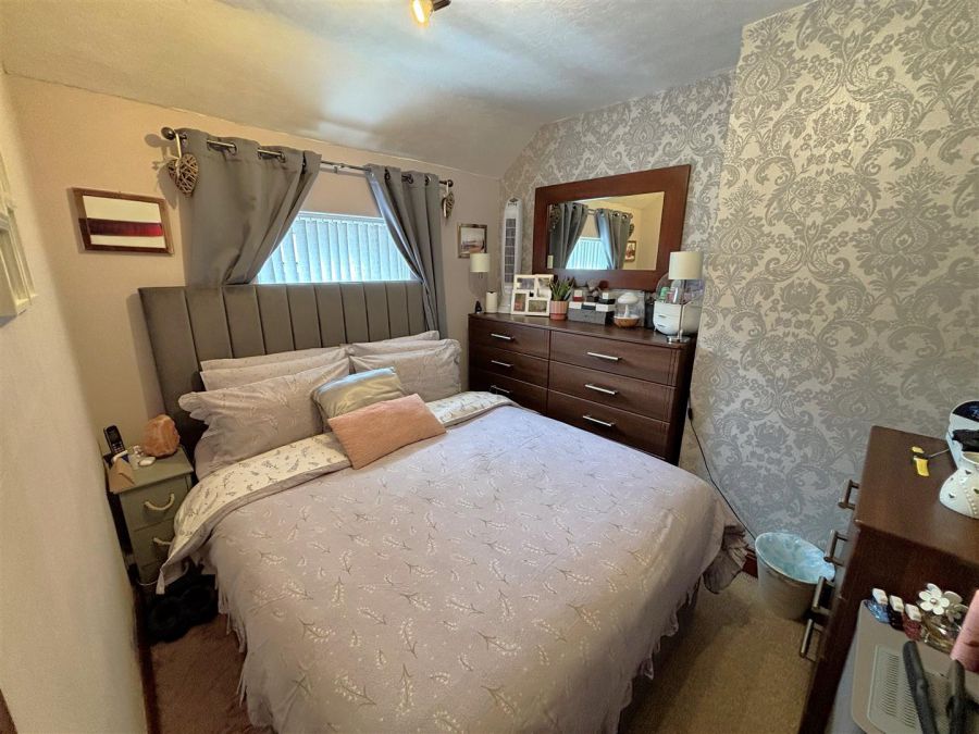 4 Silverstream Gardens