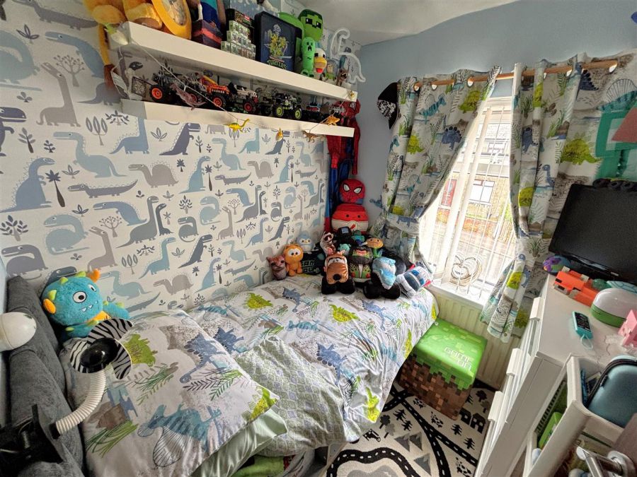 4 Silverstream Gardens