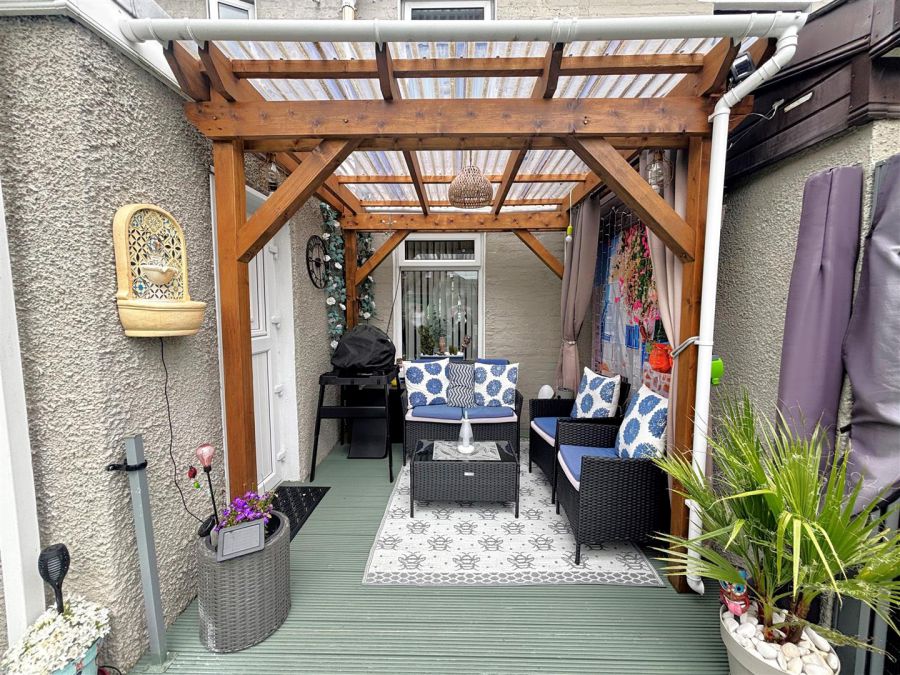 4 Silverstream Gardens