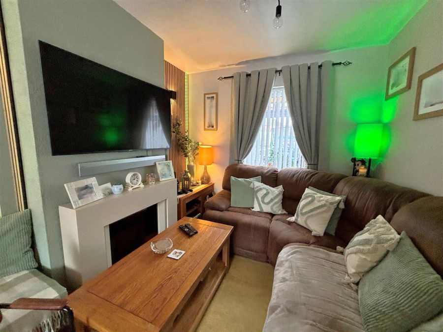4 Silverstream Gardens