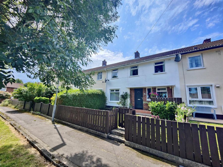 15 Waveney Avenue