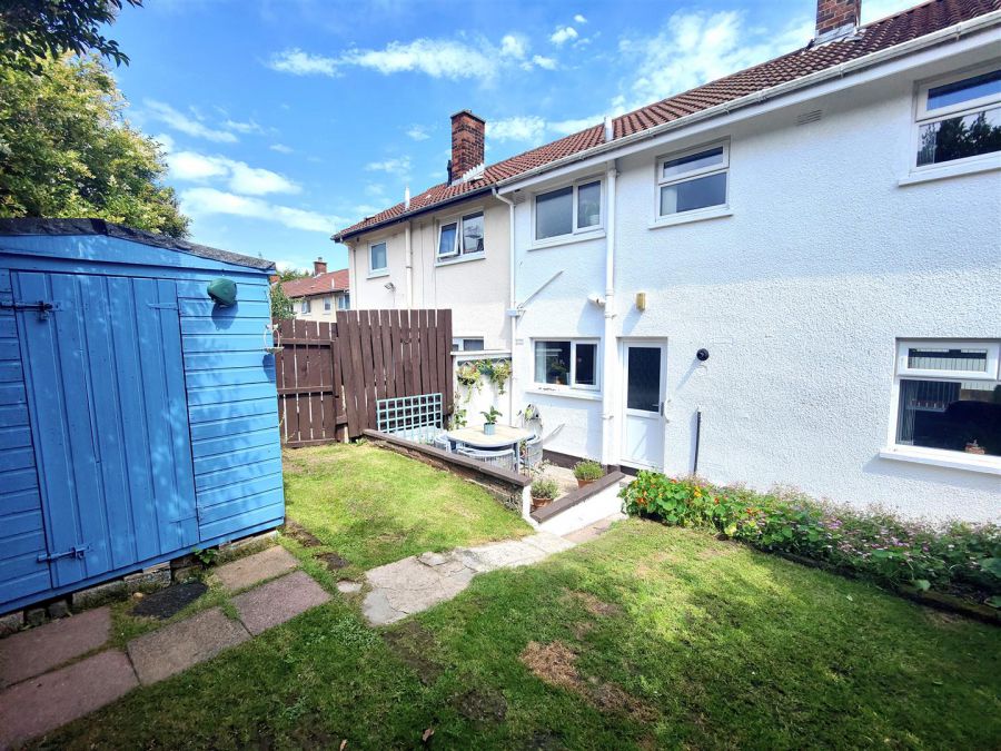 15 Waveney Avenue