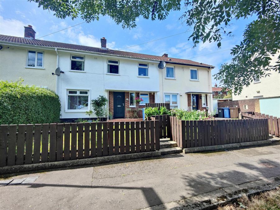 15 Waveney Avenue