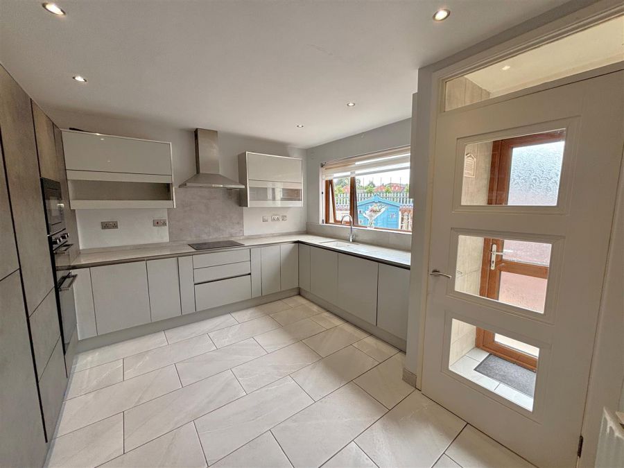 48 Ashmore Street