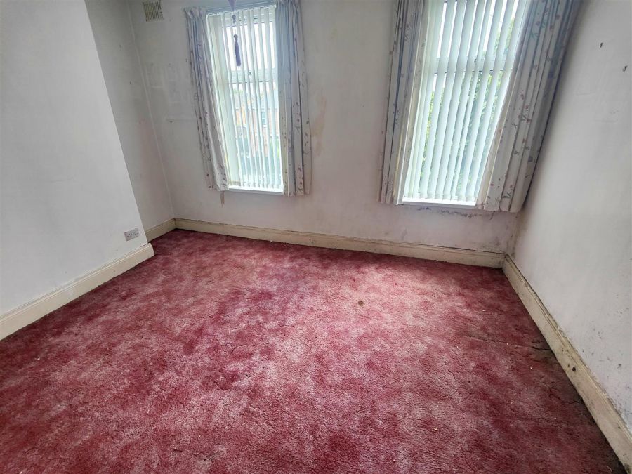 43 Skegoneill Avenue