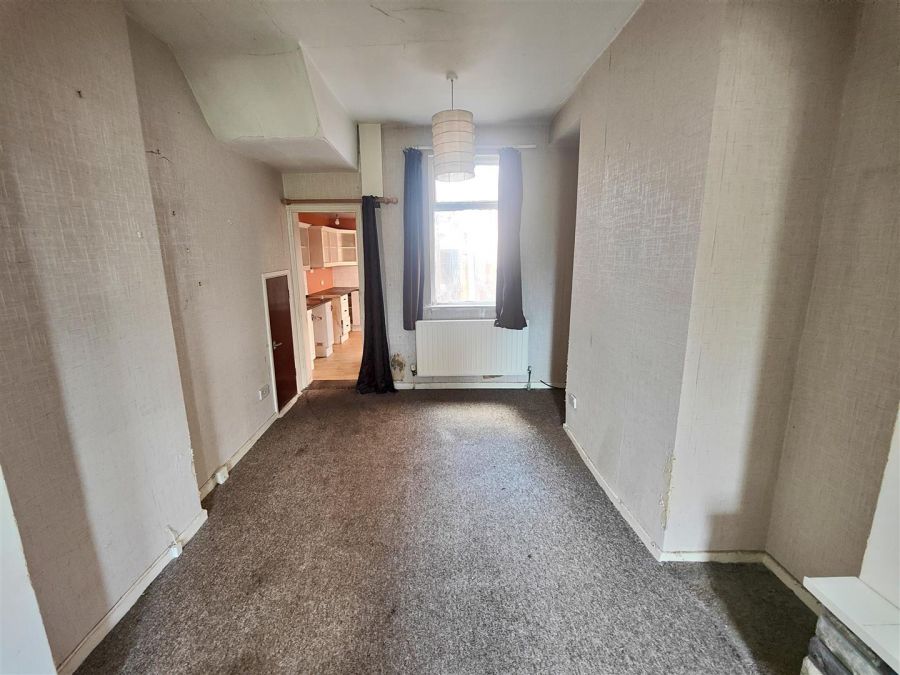 43 Skegoneill Avenue
