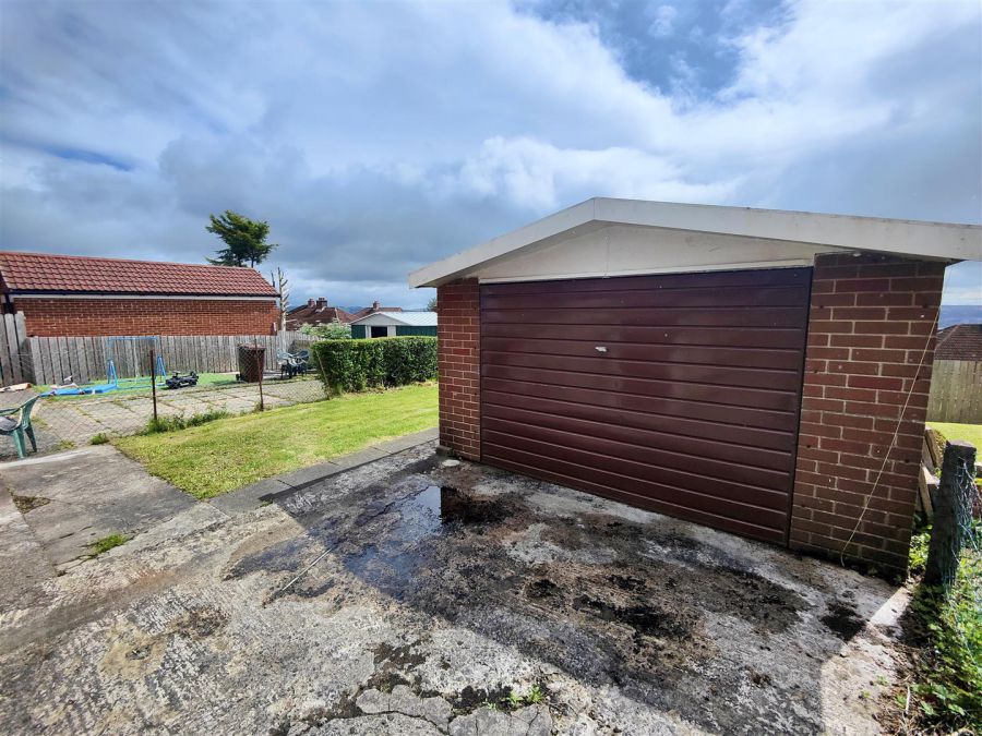 16 Springvale Parade