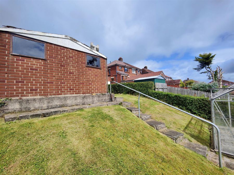 16 Springvale Parade