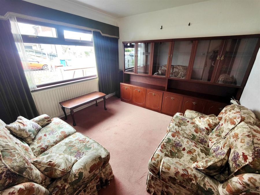 16 Springvale Parade