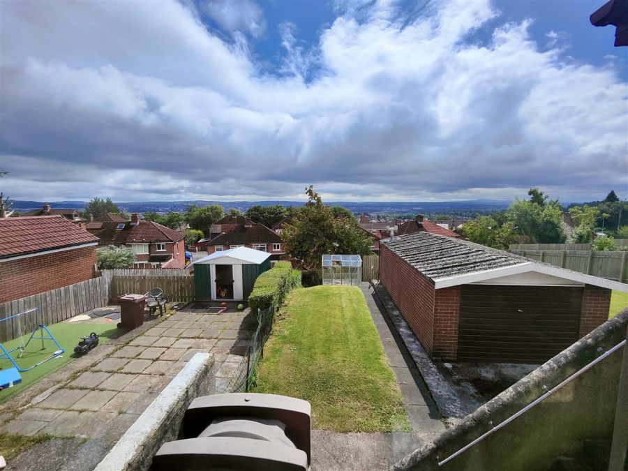 16 Springvale Parade