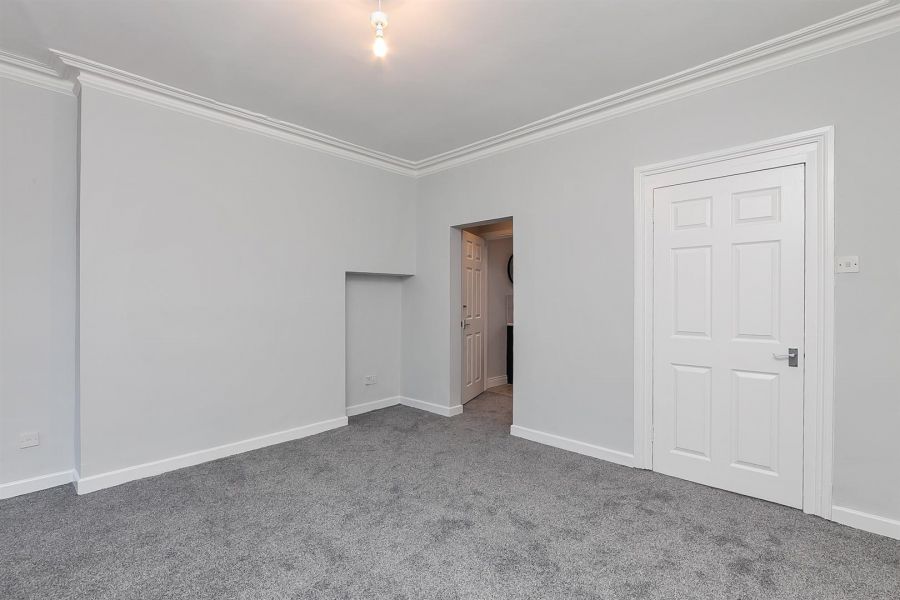 15 Glantane Drive 15 Glantane Drive