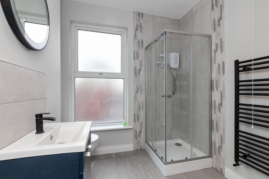 15 Glantane Drive 15 Glantane Drive