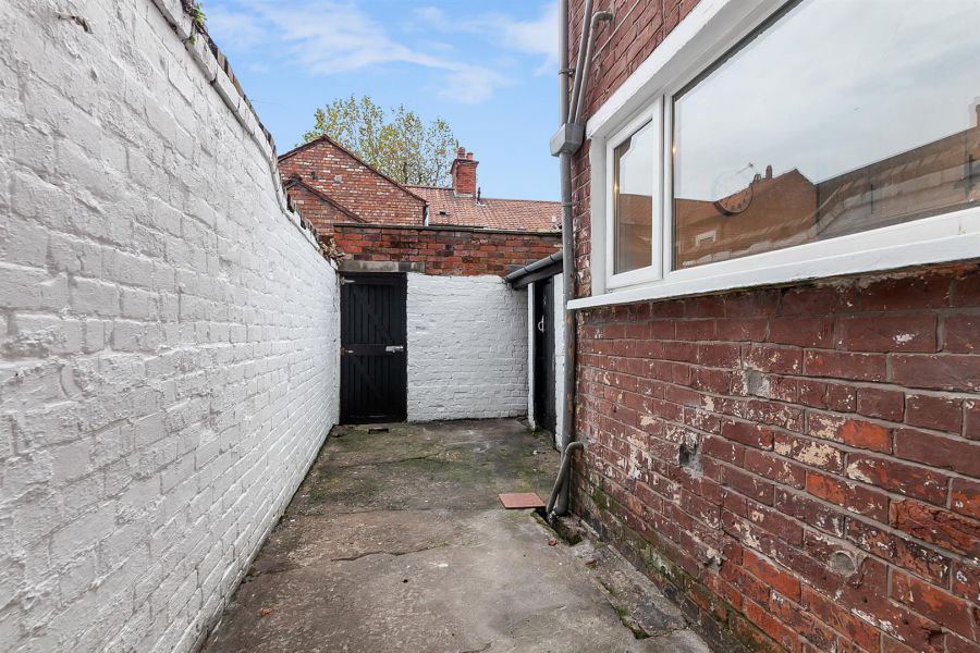 15 Glantane Drive 15 Glantane Drive