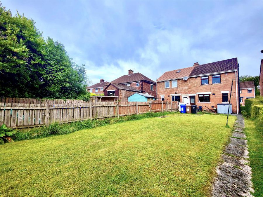 53 Wheatfield Gardens