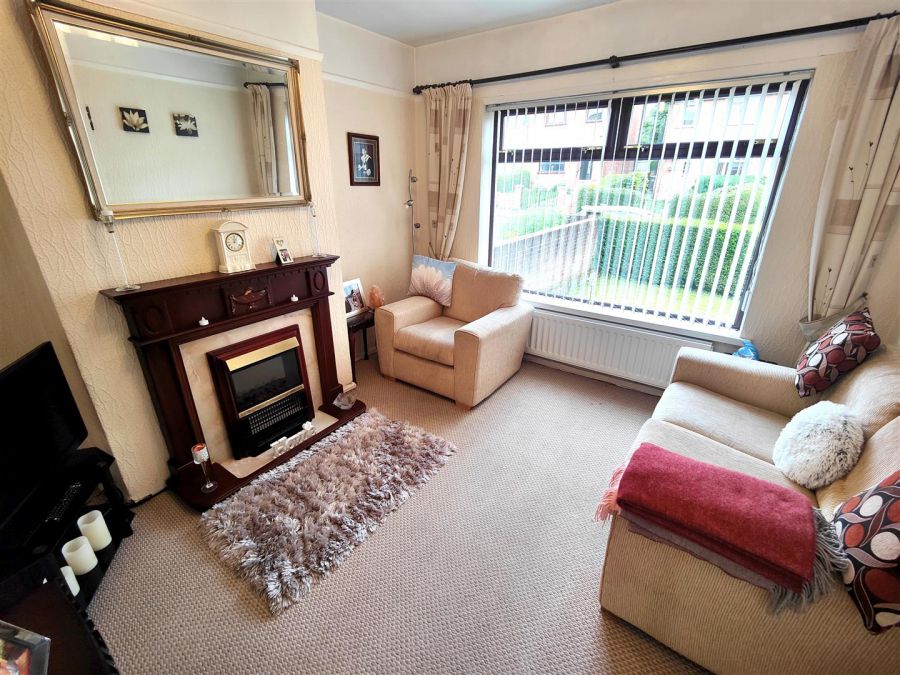 53 Wheatfield Gardens