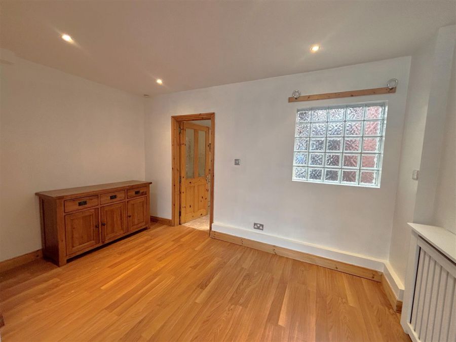 29 Duneden Park