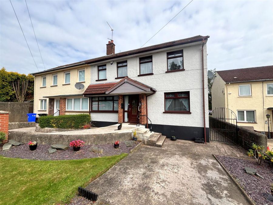 13 Sunningdale Gardens