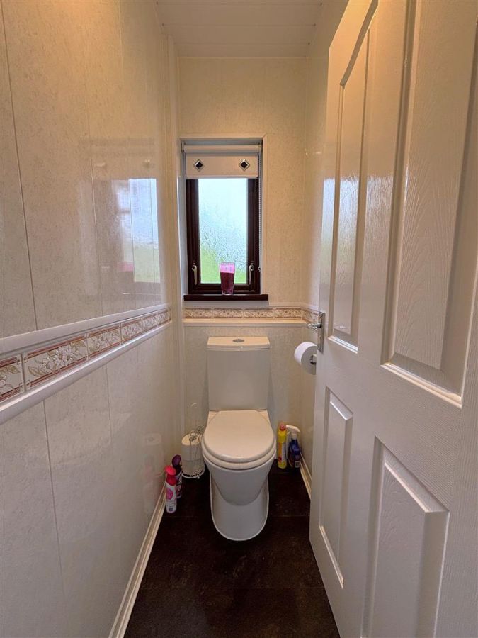 13 Sunningdale Gardens