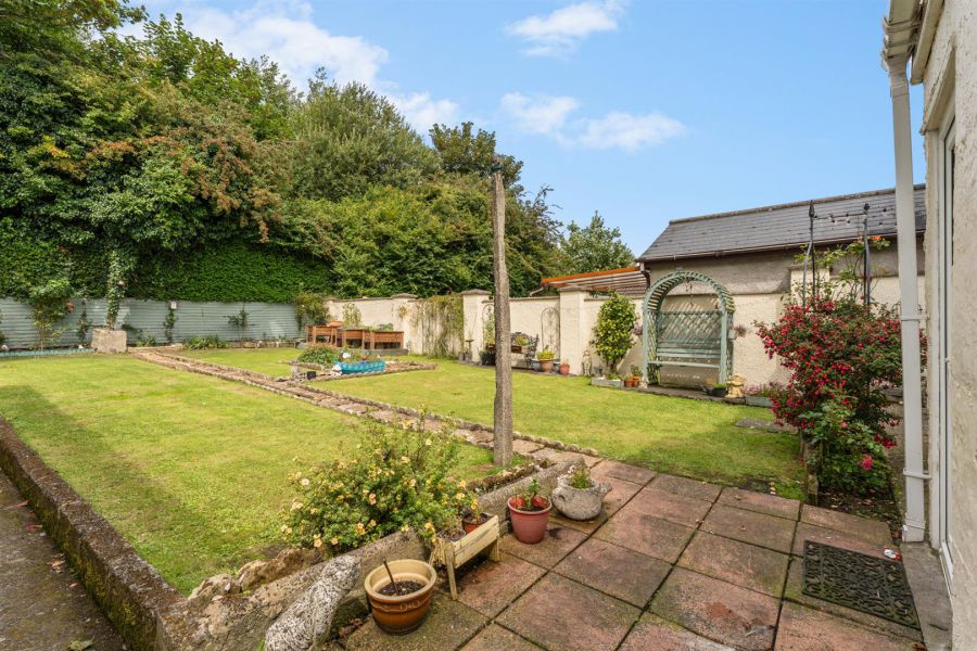 231 Ballygomartin Road