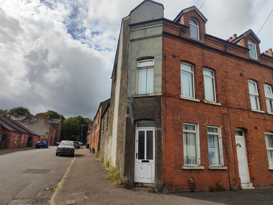 5 Ainsworth Street
