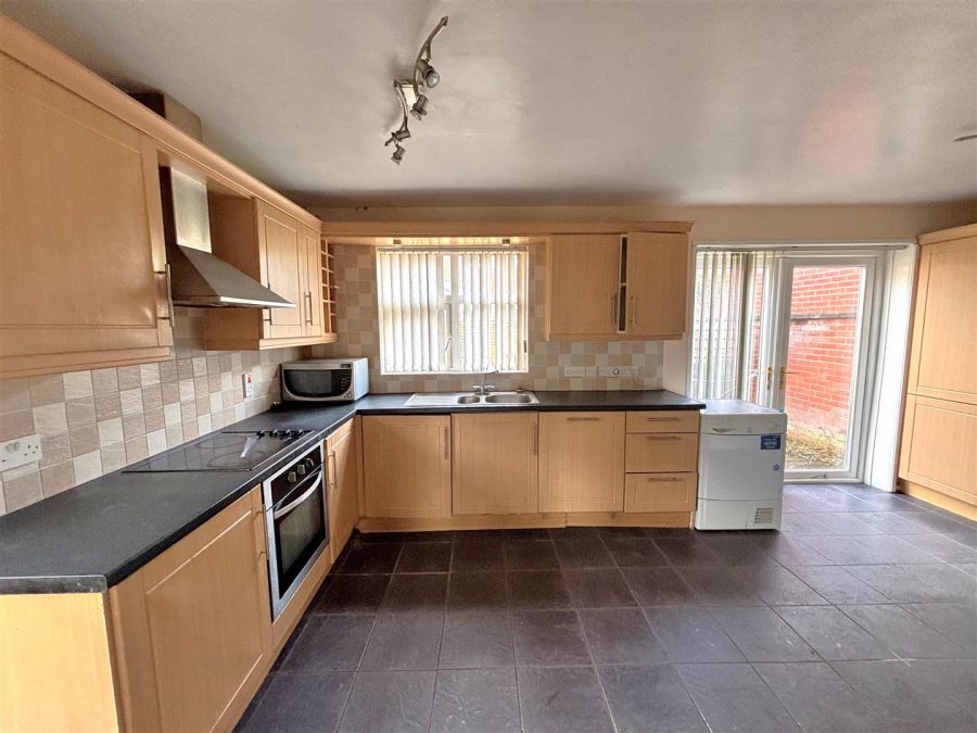 19 Ambleside Court