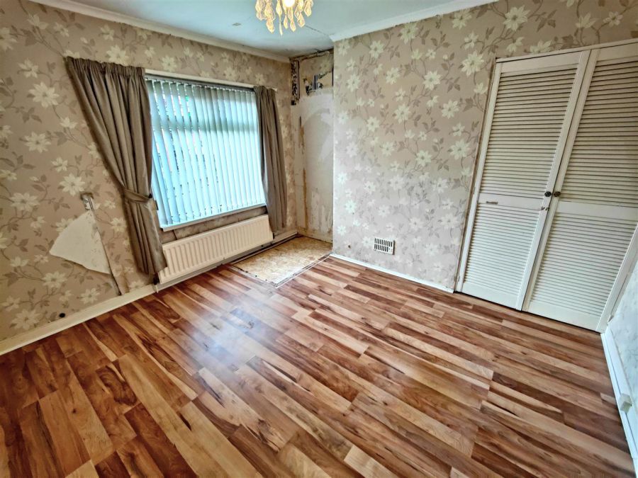 44 Lowwood Park
