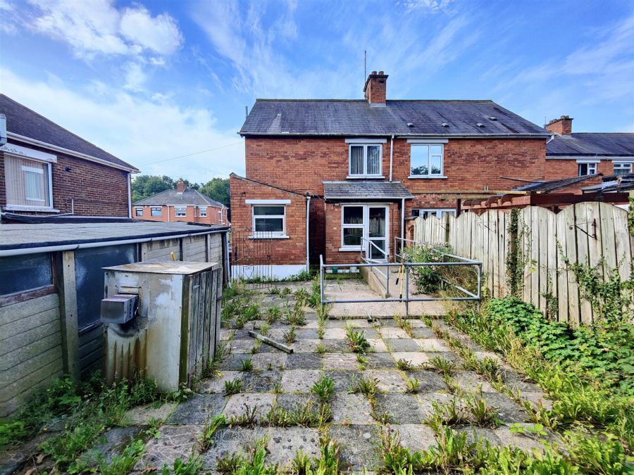 44 Lowwood Park