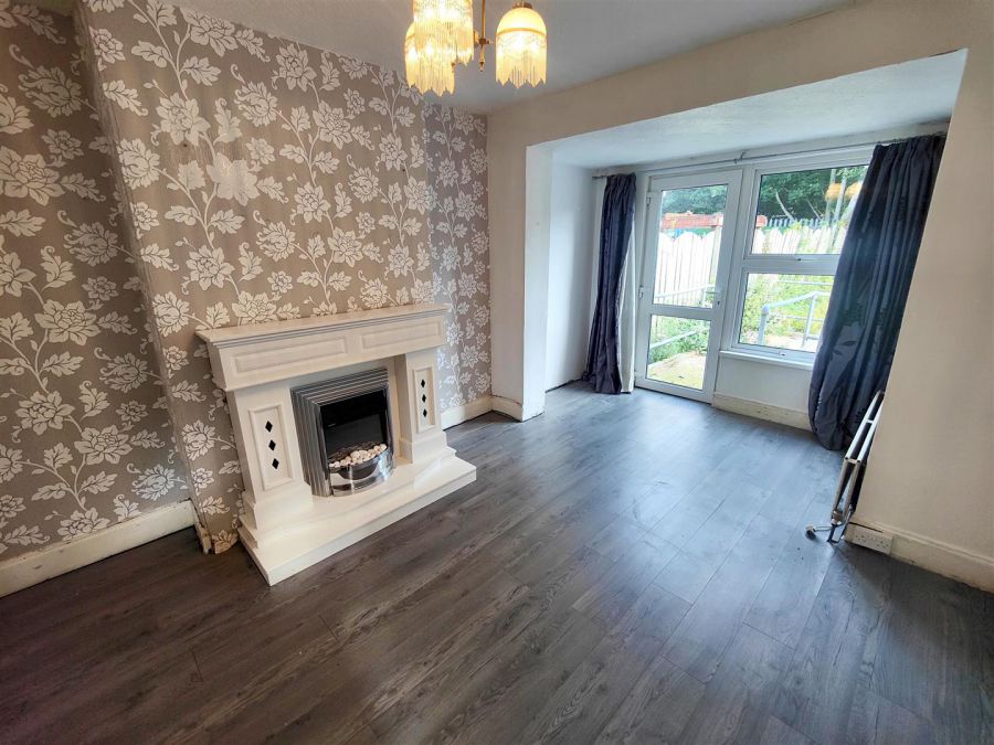 44 Lowwood Park