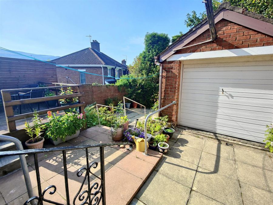 27 Mountainview Park