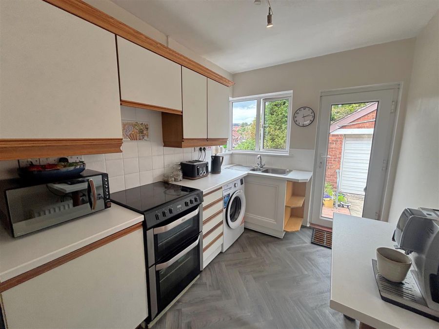 27 Mountainview Park