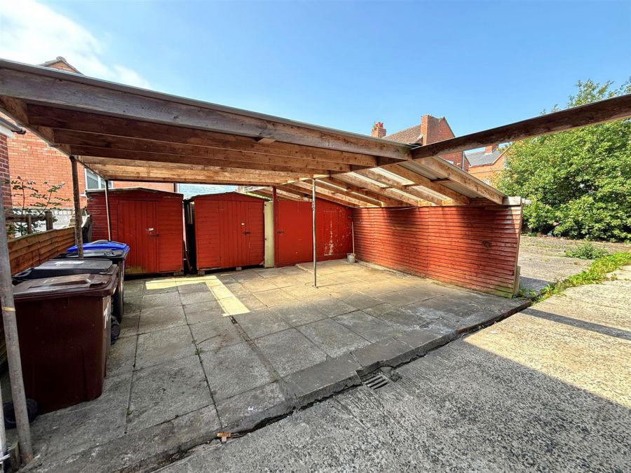706 Crumlin Road