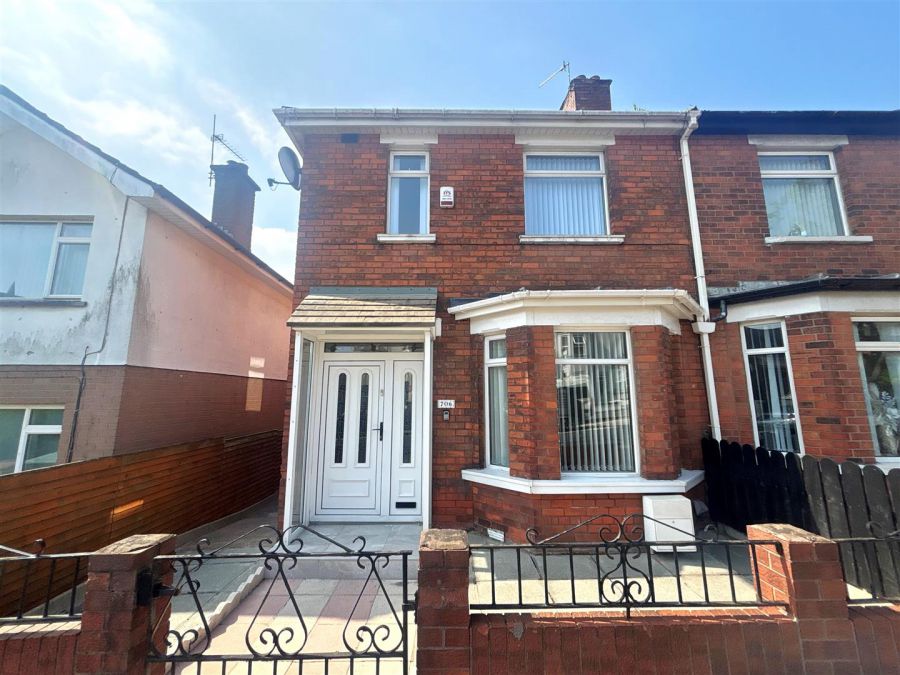 706 Crumlin Road