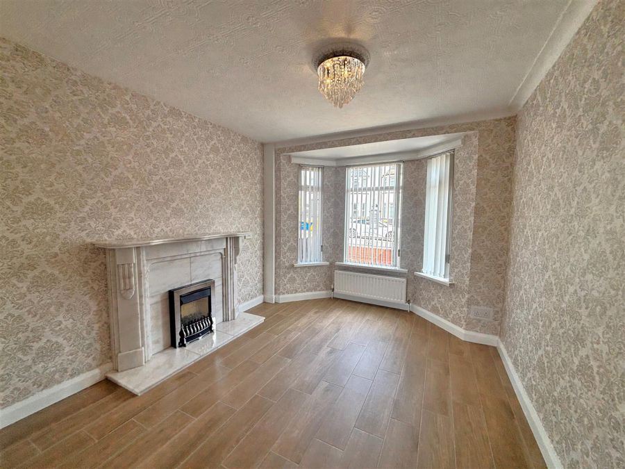706 Crumlin Road