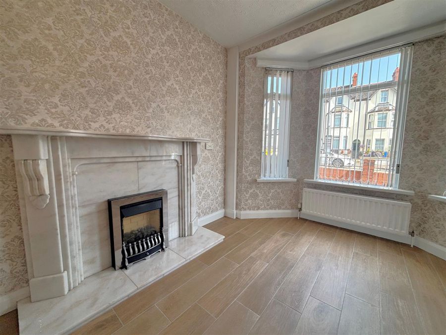 706 Crumlin Road