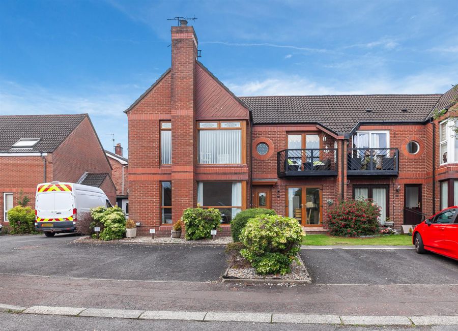 22 Chichester Gardens