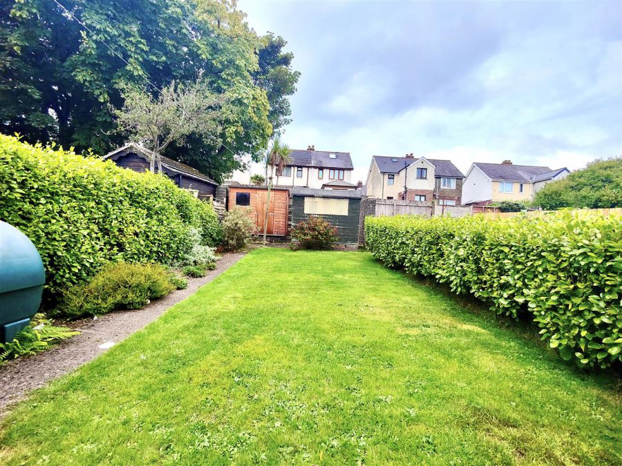 160 Joanmount Gardens
