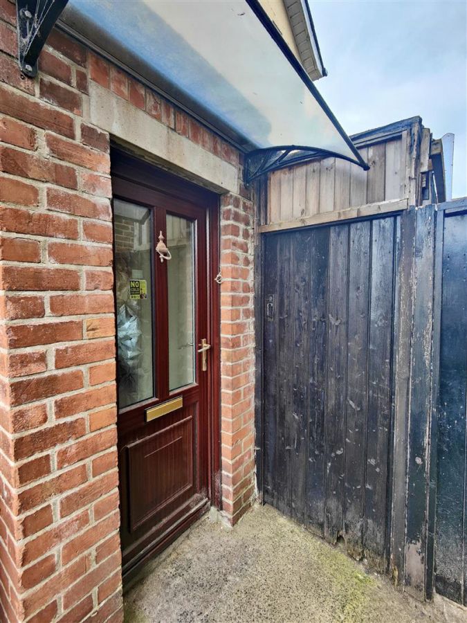 160 Joanmount Gardens