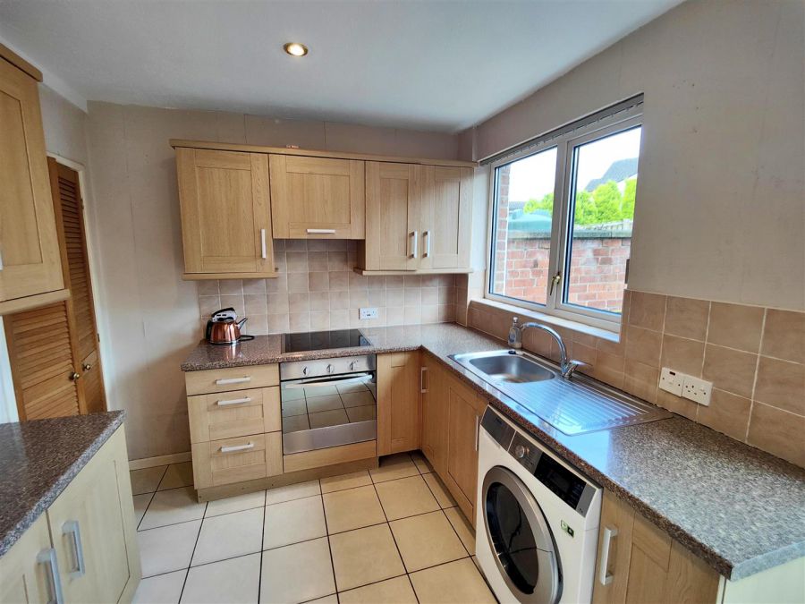 3 Tedburn Park