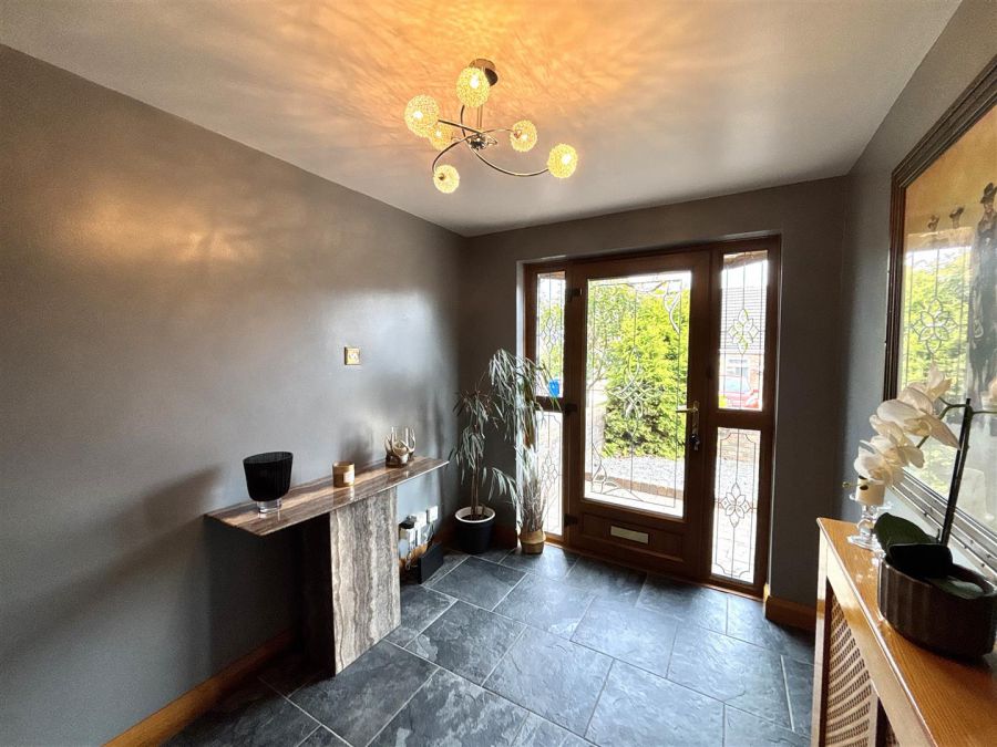 1 Lyndhurst View Close 1 Lyndhurst View Close