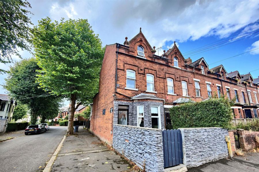 53 Skegoneill Avenue,Antrim Road, Belfast, BT15 3JP