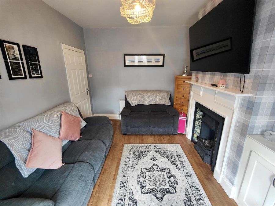 53 Skegoneill Avenue