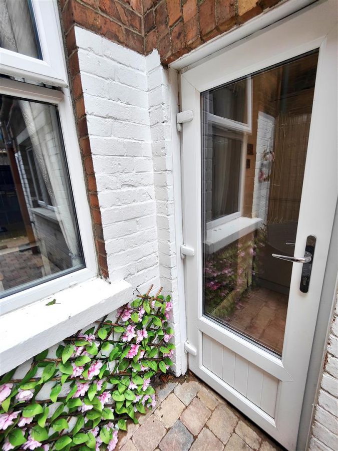 53 Skegoneill Avenue
