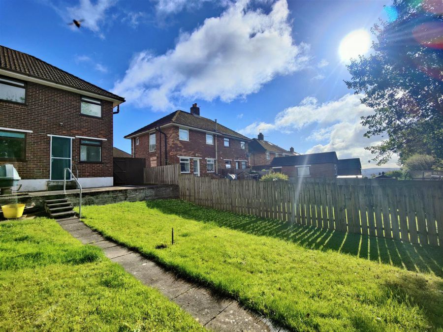 72 Kilcoole Park