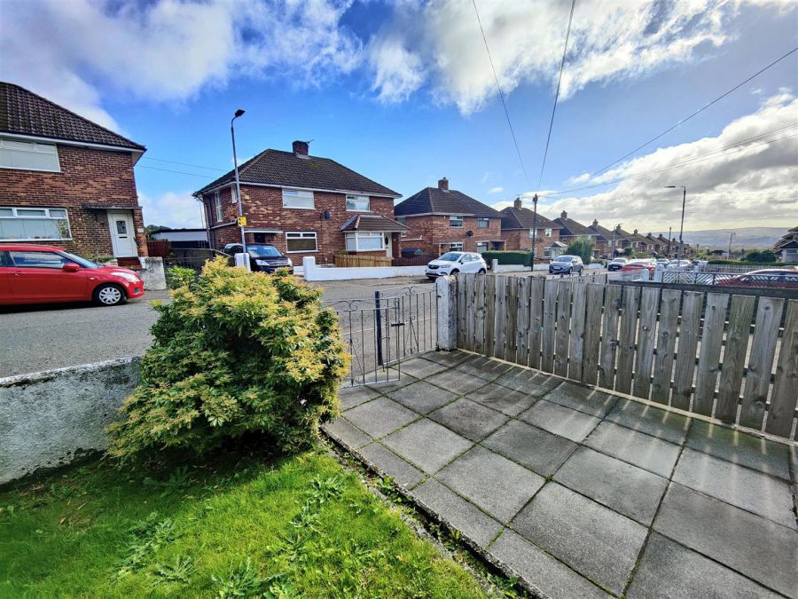 72 Kilcoole Park
