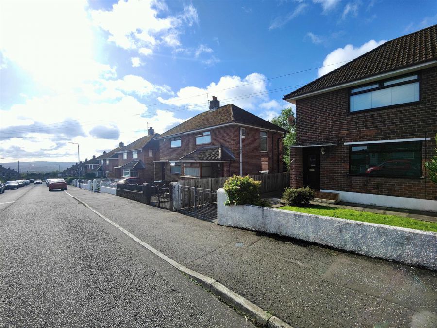 72 Kilcoole Park